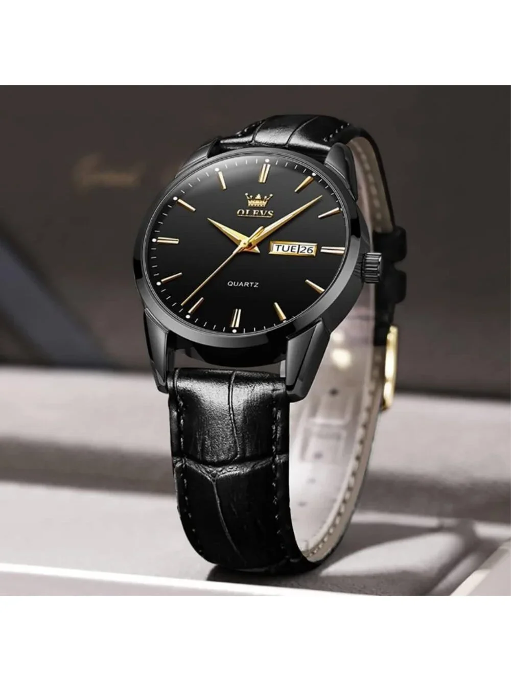 Men's All Black Fashion Quartz Leather Buckle Waterproof Luminous Round Watch